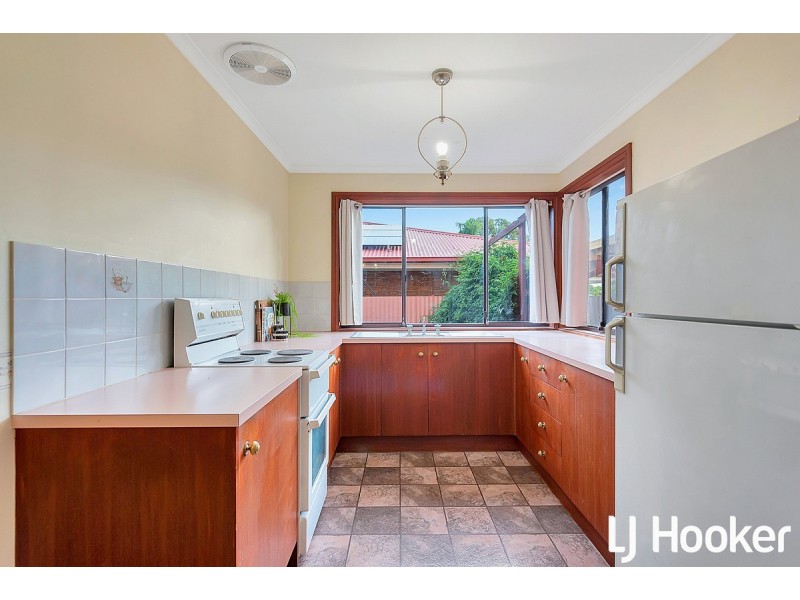 2/30 Iveleary Avenue, Salisbury East SA 5109