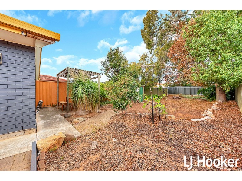 2/30 Iveleary Avenue, Salisbury East SA 5109