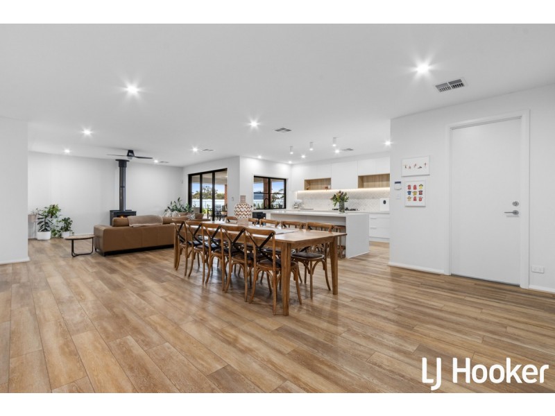 9 Dorothy Close, Wasleys SA 5400
