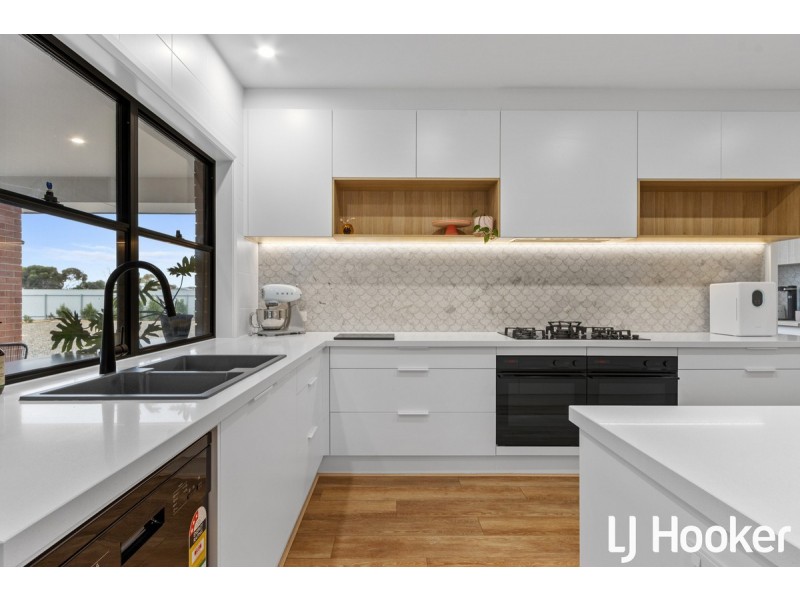9 Dorothy Close, Wasleys SA 5400