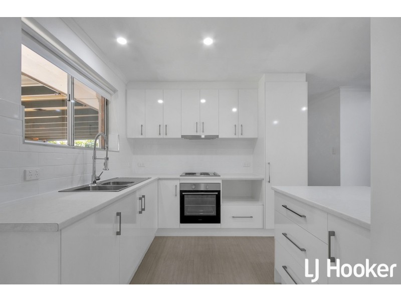 4 Mcdonnell Terrace, Evanston Gardens SA 5116