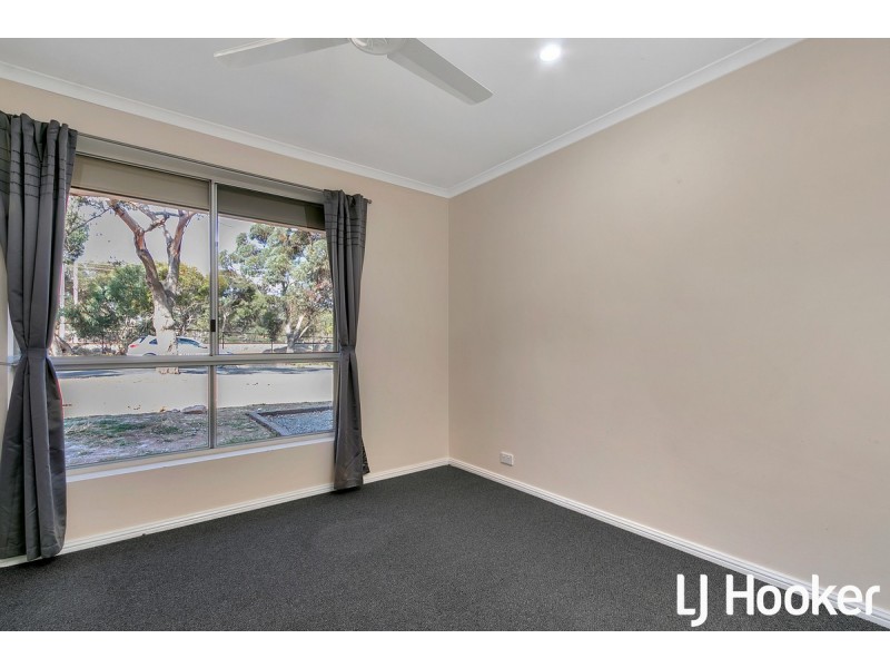 4 Mcdonnell Terrace, Evanston Gardens SA 5116