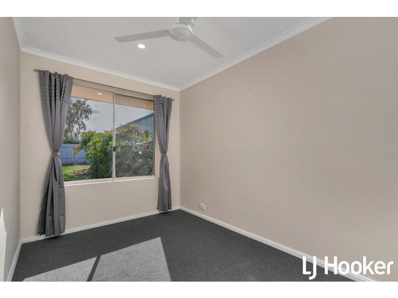 4 Mcdonnell Terrace, Evanston Gardens SA 5116