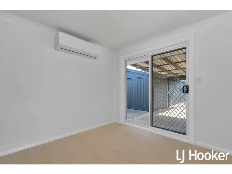 4 Mcdonnell Terrace, Evanston Gardens SA 5116