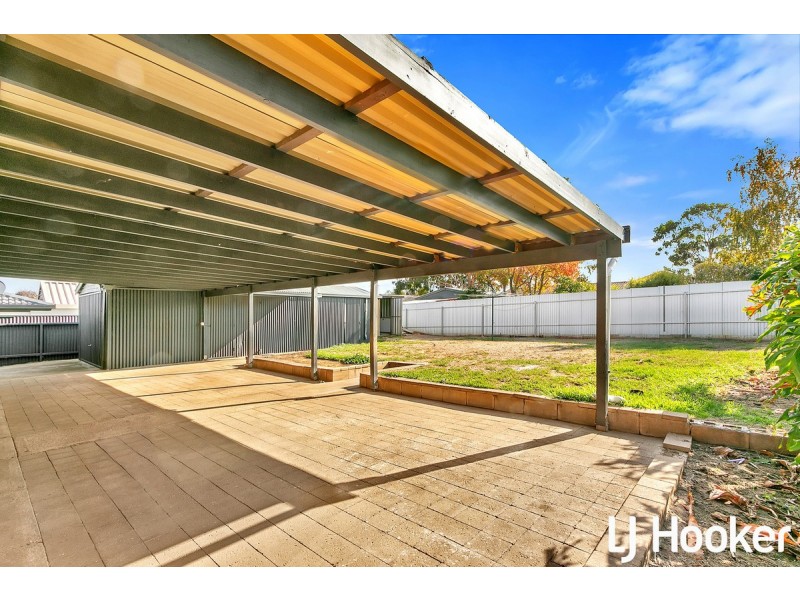 4 Mcdonnell Terrace, Evanston Gardens SA 5116