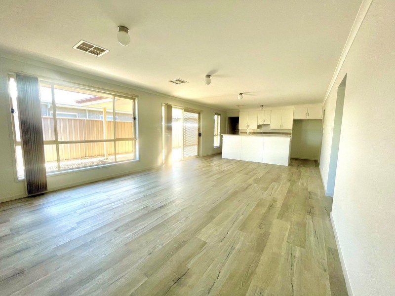 11 Settlers Grove, Tanunda SA 5352