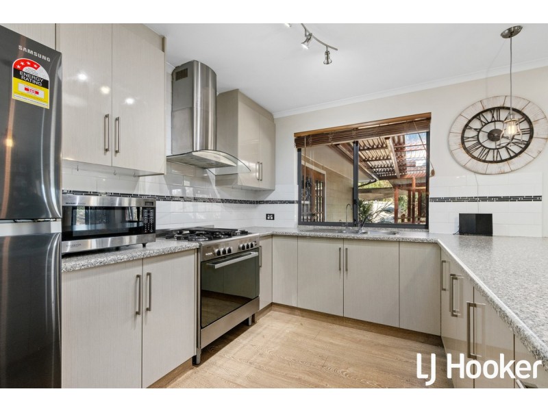 26 Grandview Place, Blakeview SA 5114