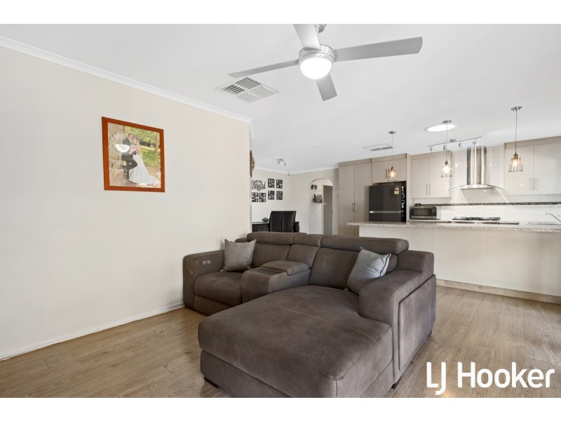 26 Grandview Place, Blakeview SA 5114