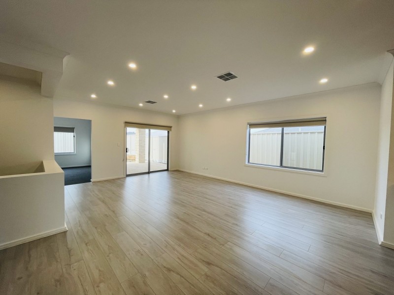 302 Fradd East Road, Munno Para West SA 5115