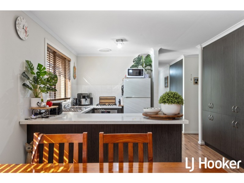 9 Riesling Crescent, Andrews Farm SA 5114