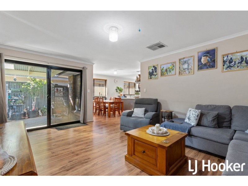 9 Riesling Crescent, Andrews Farm SA 5114