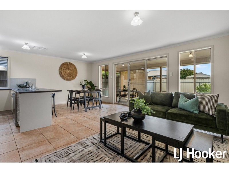 55 Railway Crescent, Evanston SA 5116