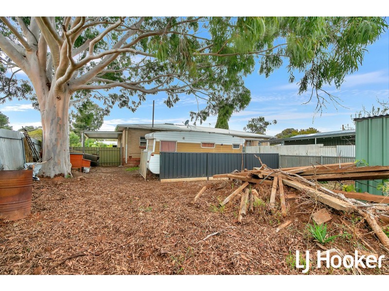23 Stakes Crescent, Elizabeth Downs SA 5113