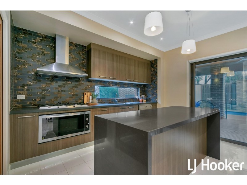 3 Roxburgh Crescent, Blakeview SA 5114