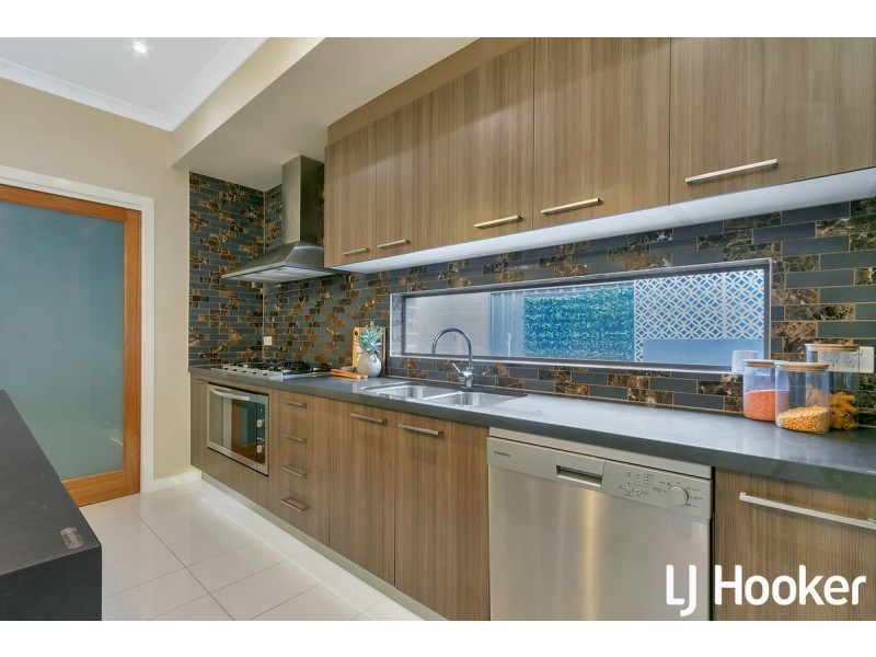 3 Roxburgh Crescent, Blakeview SA 5114