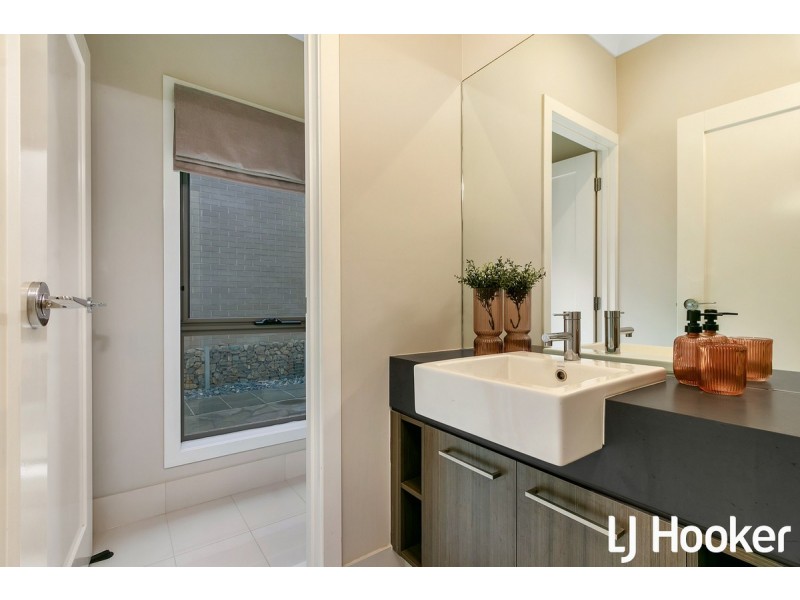 3 Roxburgh Crescent, Blakeview SA 5114