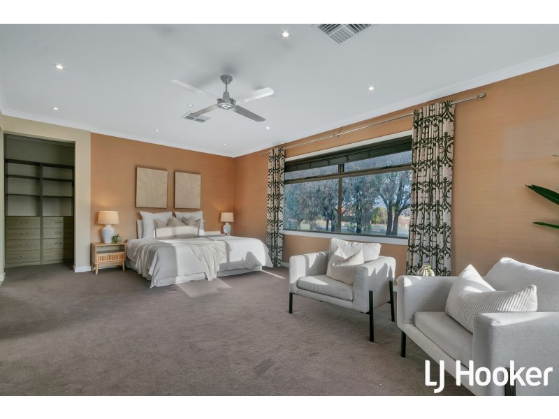 3 Roxburgh Crescent, Blakeview SA 5114