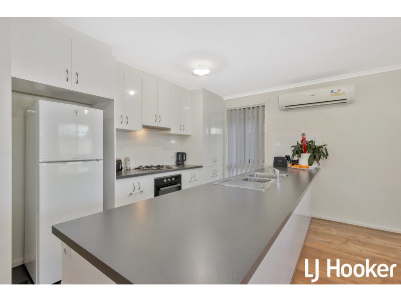 11 Felicia Avenue, Salisbury Downs SA 5108