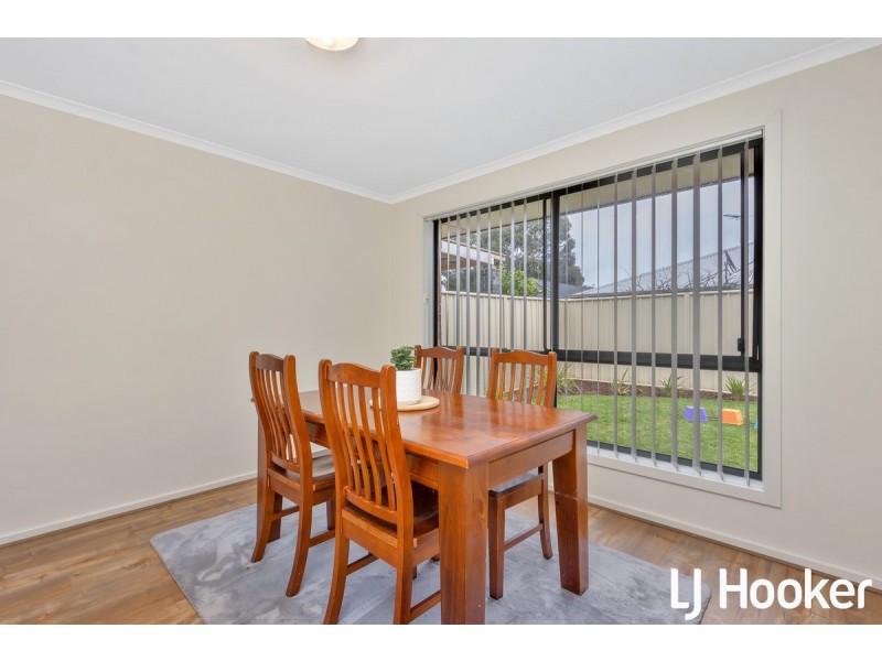 11 Felicia Avenue, Salisbury Downs SA 5108