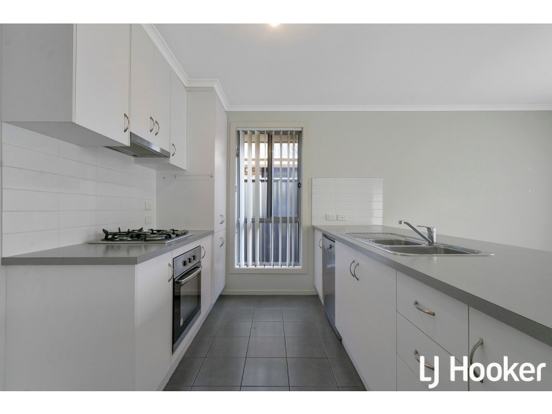 25 Oregon Avenue, Andrews Farm SA 5114