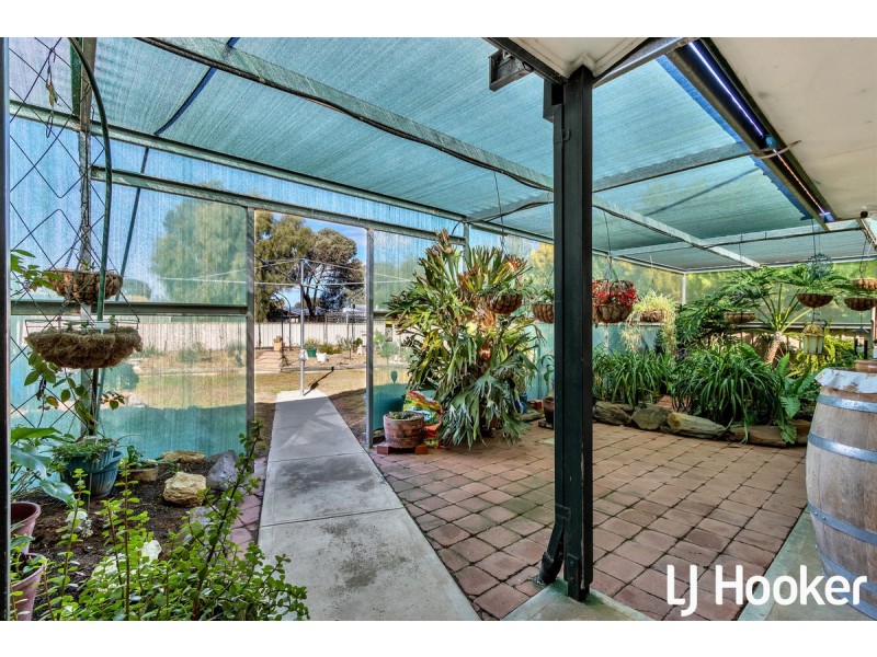 4 Seventh Street, Morgan SA 5320