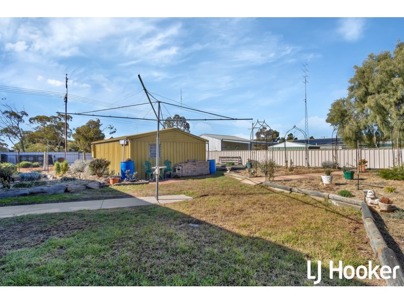 4 Seventh Street, Morgan SA 5320