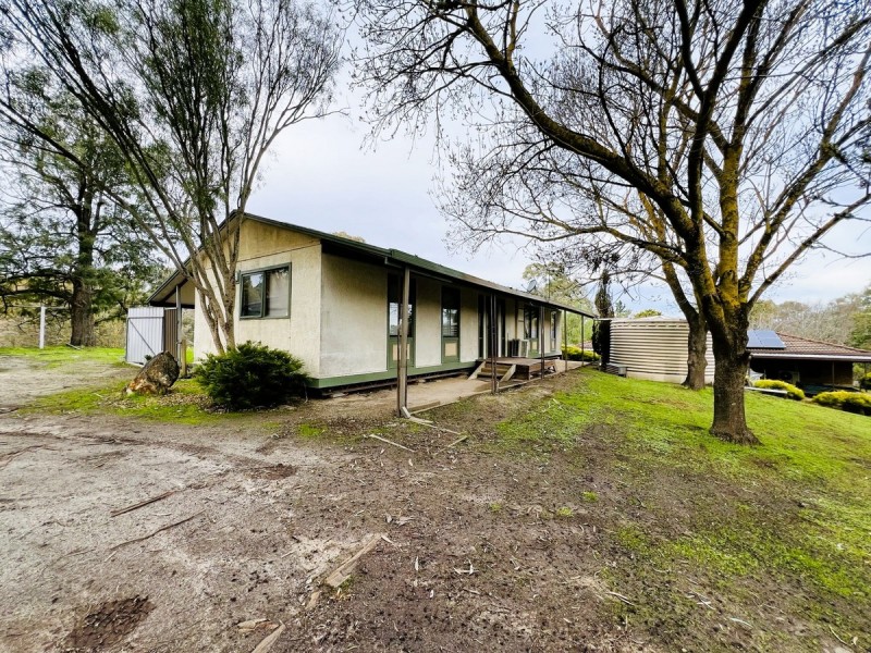 6 Queen Street, Williamstown SA 5351