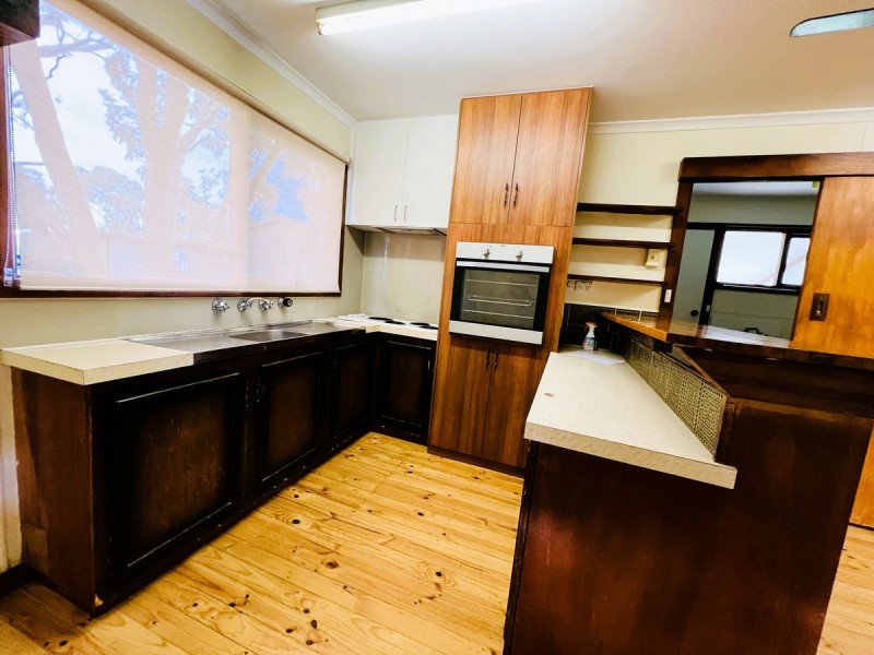 6 Queen Street, Williamstown SA 5351