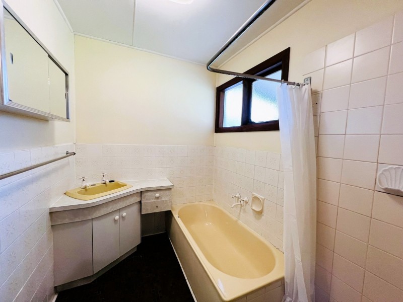 6 Queen Street, Williamstown SA 5351