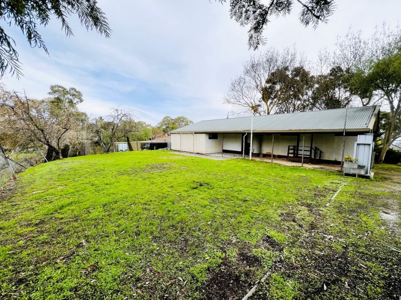 6 Queen Street, Williamstown SA 5351
