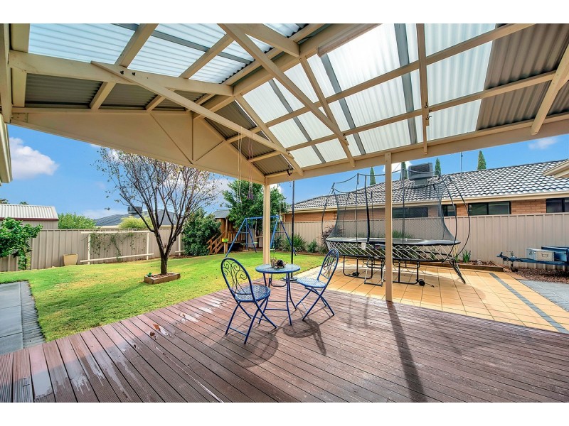 42 Gleeson Grove, Evanston Park SA 5116