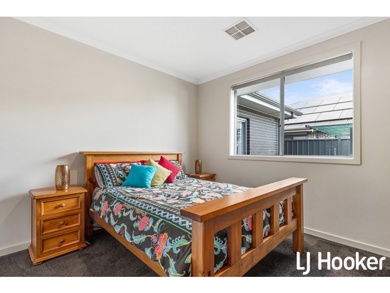 11 Brown Street, Willaston SA 5118