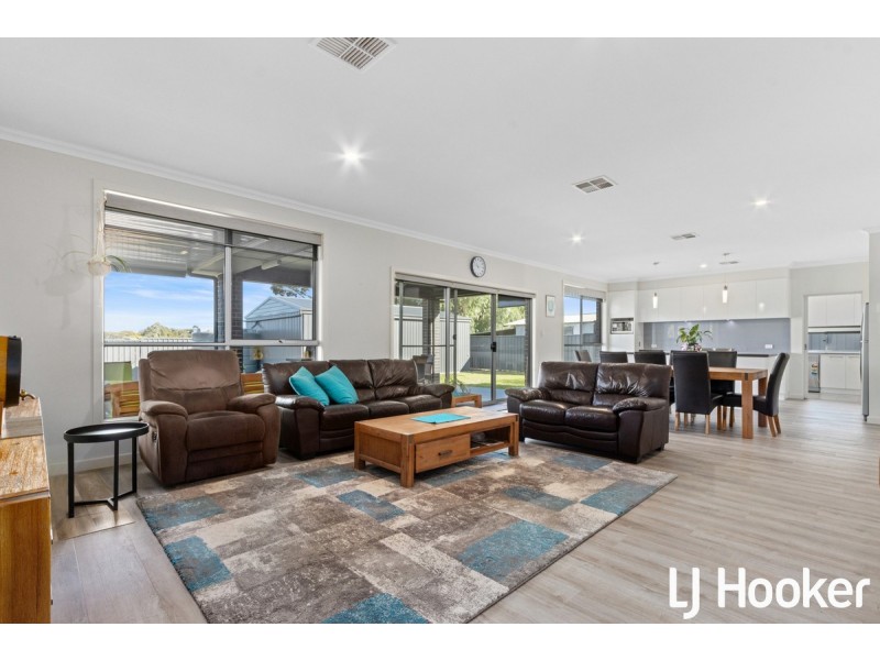 11 Brown Street, Willaston SA 5118