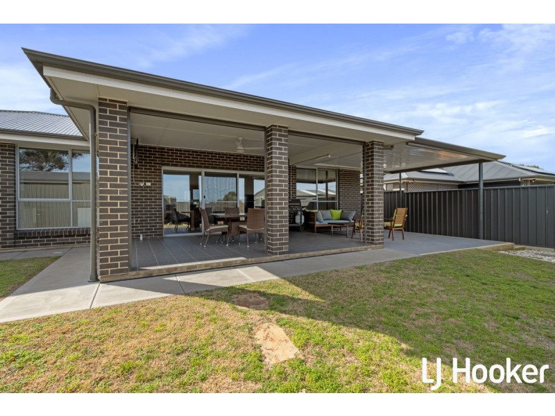 11 Brown Street, Willaston SA 5118