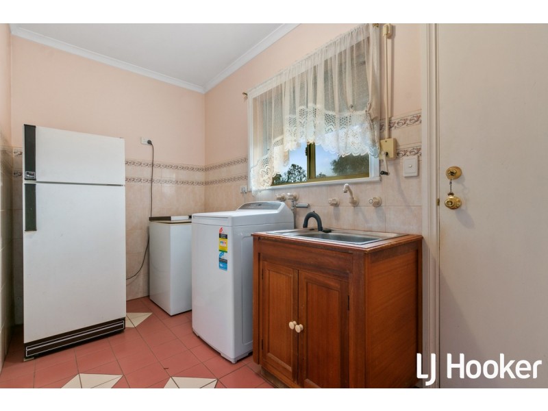 27 Bright Street, Willaston SA 5118