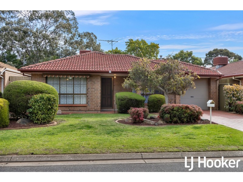4 Arlington Close, Salisbury Heights SA 5109