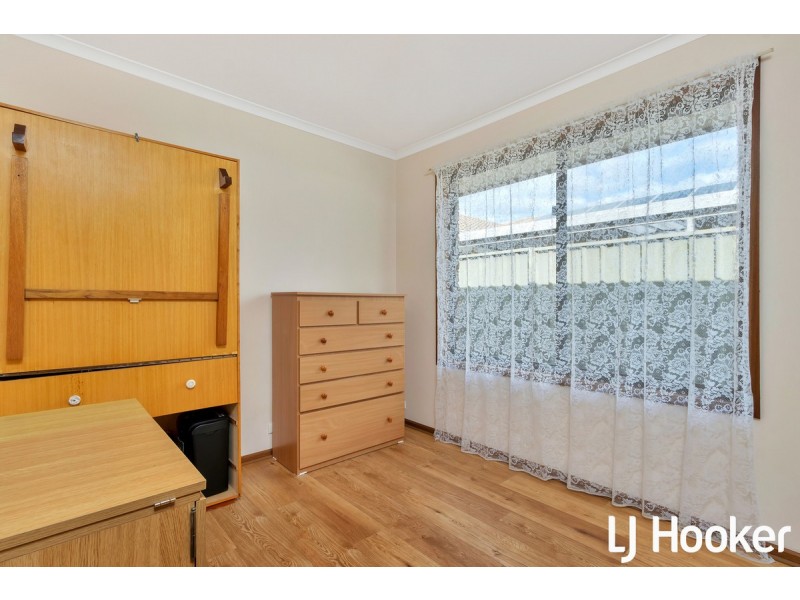 4 Arlington Close, Salisbury Heights SA 5109