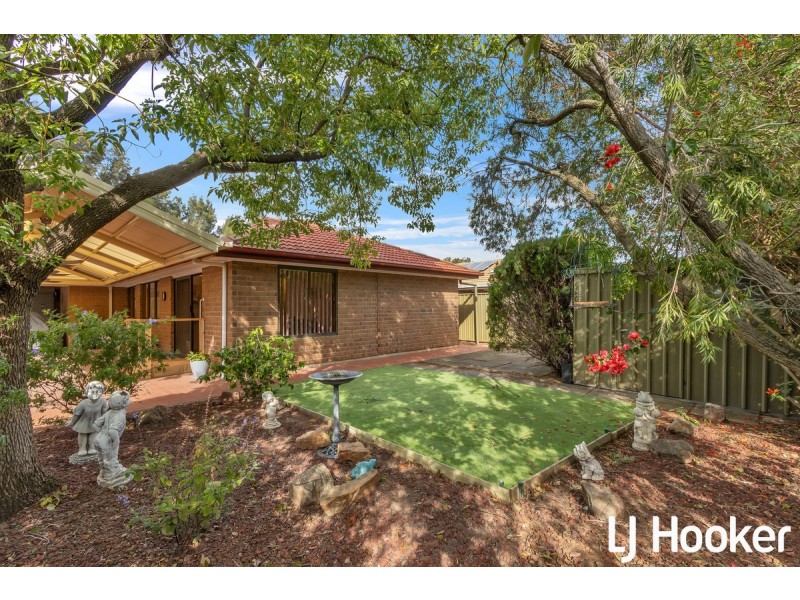 4 Arlington Close, Salisbury Heights SA 5109