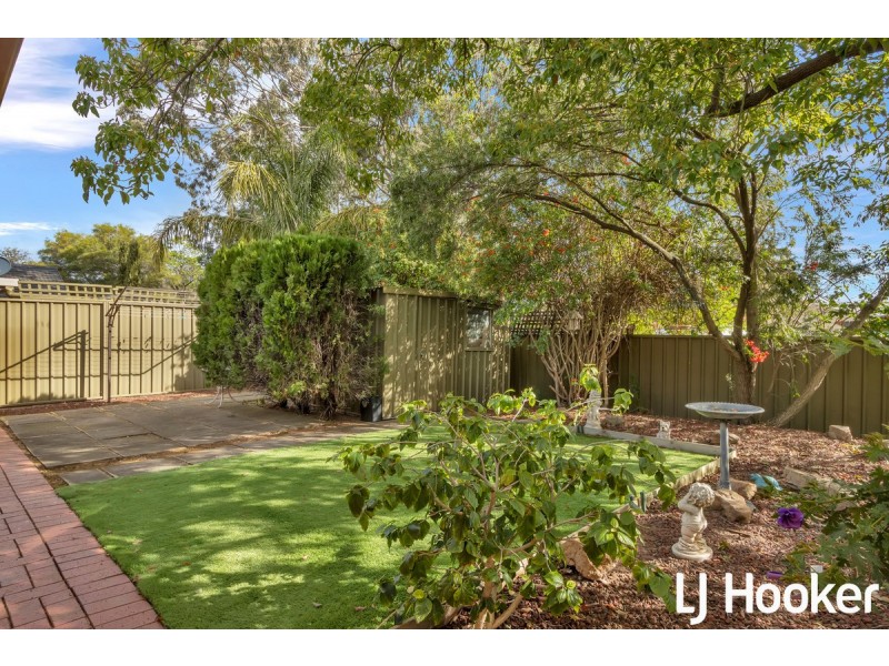 4 Arlington Close, Salisbury Heights SA 5109