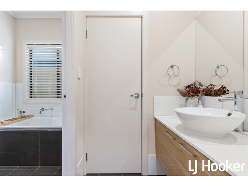 17 Ashwin Street, Angle Vale SA 5117