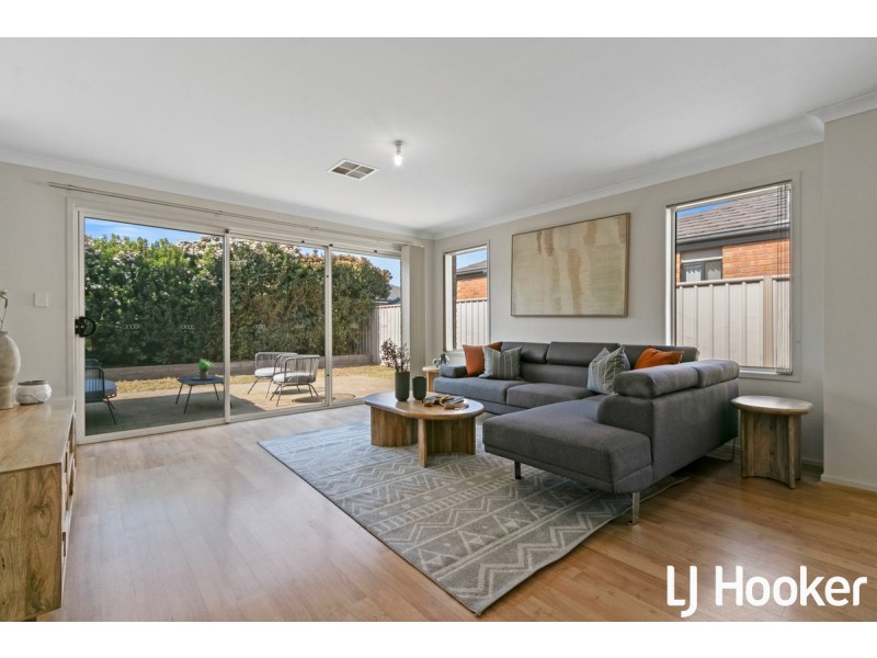 18 Nybo Court, Munno Para West SA 5115