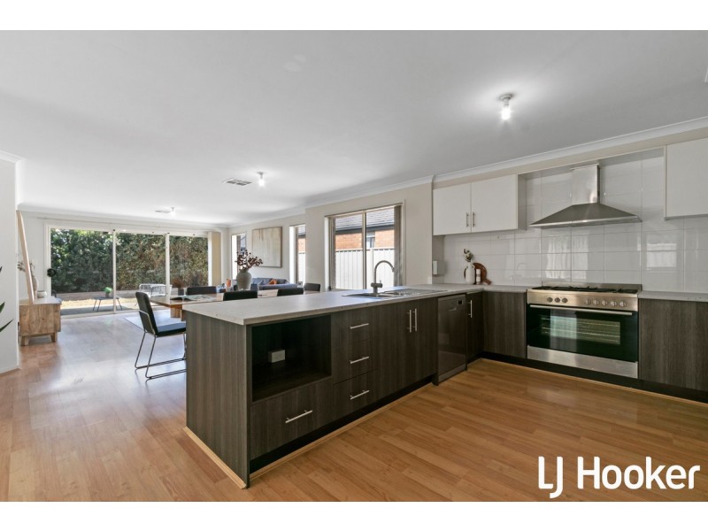 18 Nybo Court, Munno Para West SA 5115