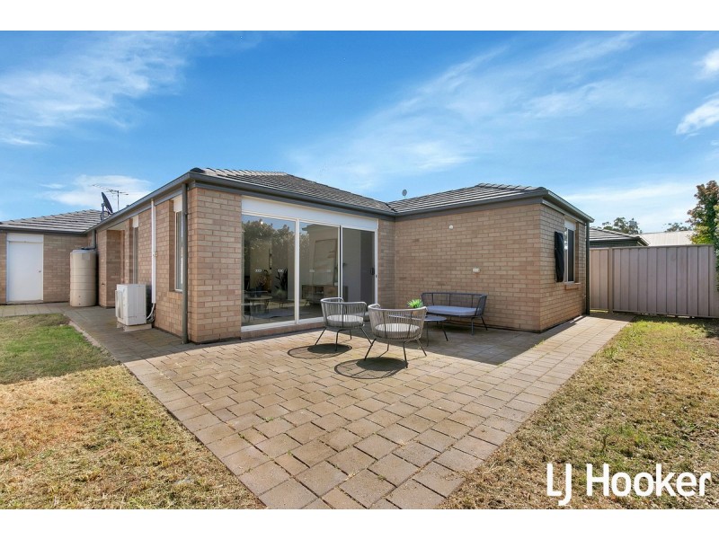 18 Nybo Court, Munno Para West SA 5115