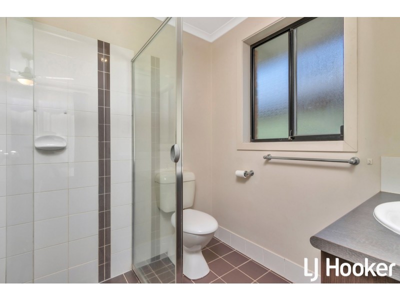 24 Tangarine Court, Munno Para West SA 5115