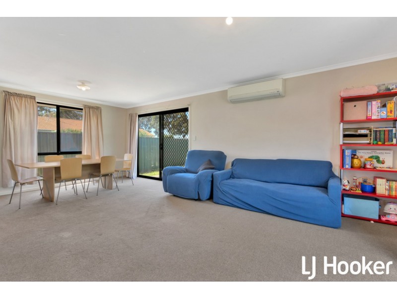 24 Tangarine Court, Munno Para West SA 5115