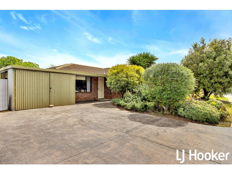 17 Causby Crescent, Willaston SA 5118