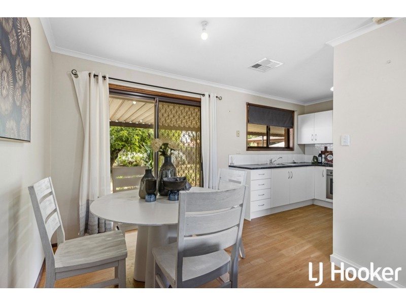 17 Causby Crescent, Willaston SA 5118