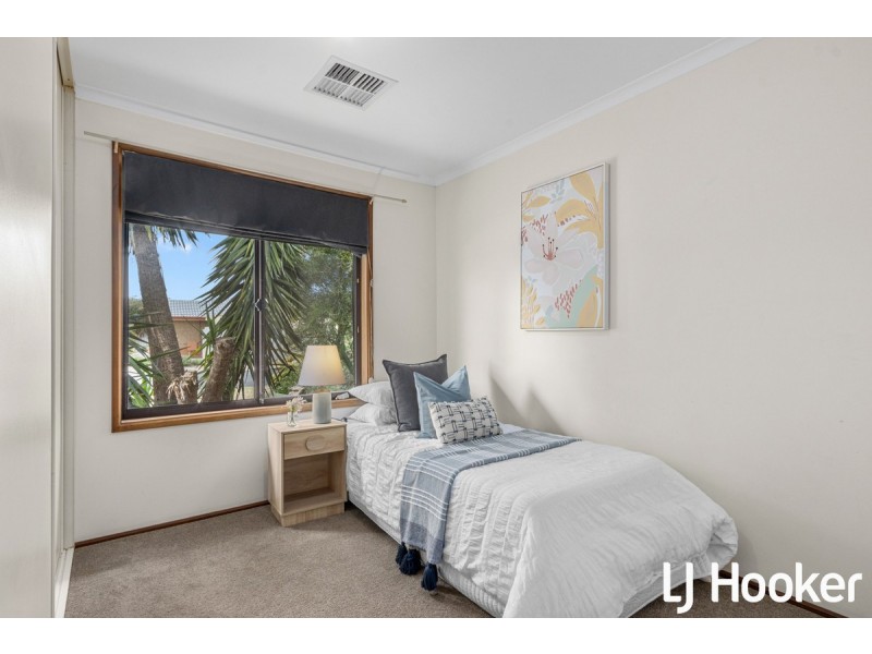 17 Causby Crescent, Willaston SA 5118