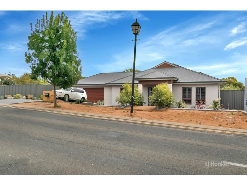 42 Hutchinson Road, Gawler East SA 5118