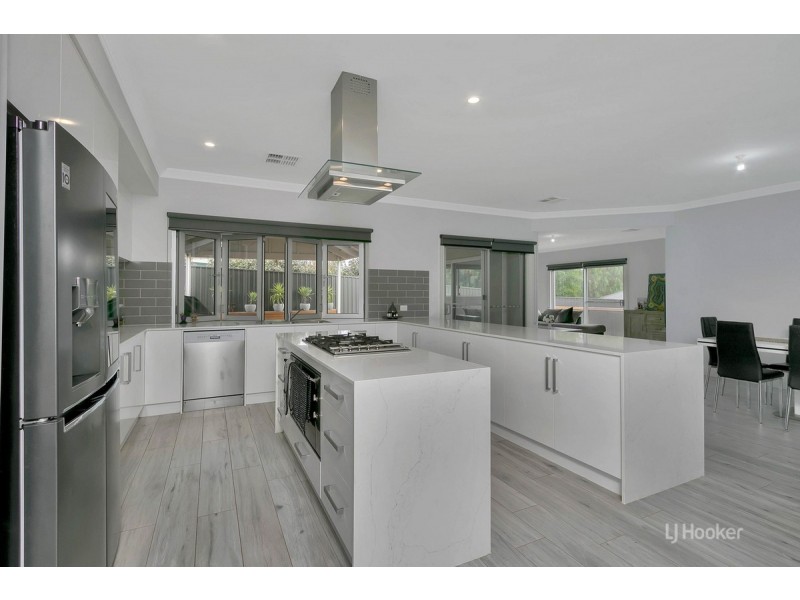 42 Hutchinson Road, Gawler East SA 5118